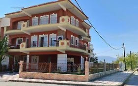 Giotas Home
